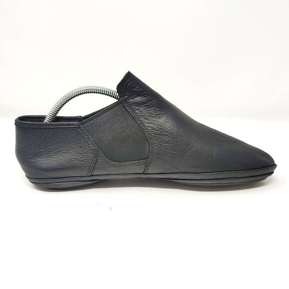 Camper Shoes Womens 11 Boots Right Nina Ankle Slip On Black Leather 42 - Picture 2 of 8